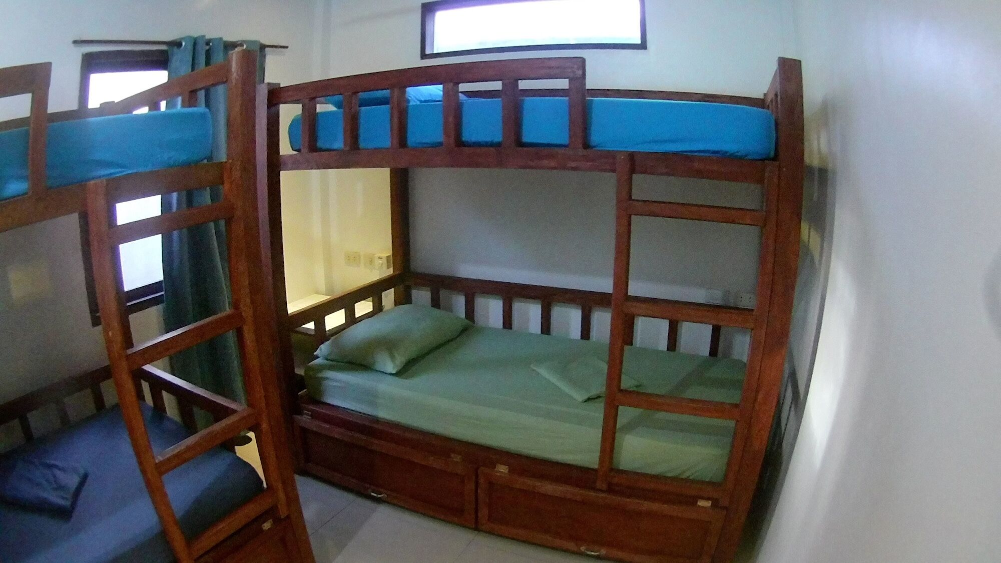 Footprints Homestay (Adults Only) General Luna  Exterior foto